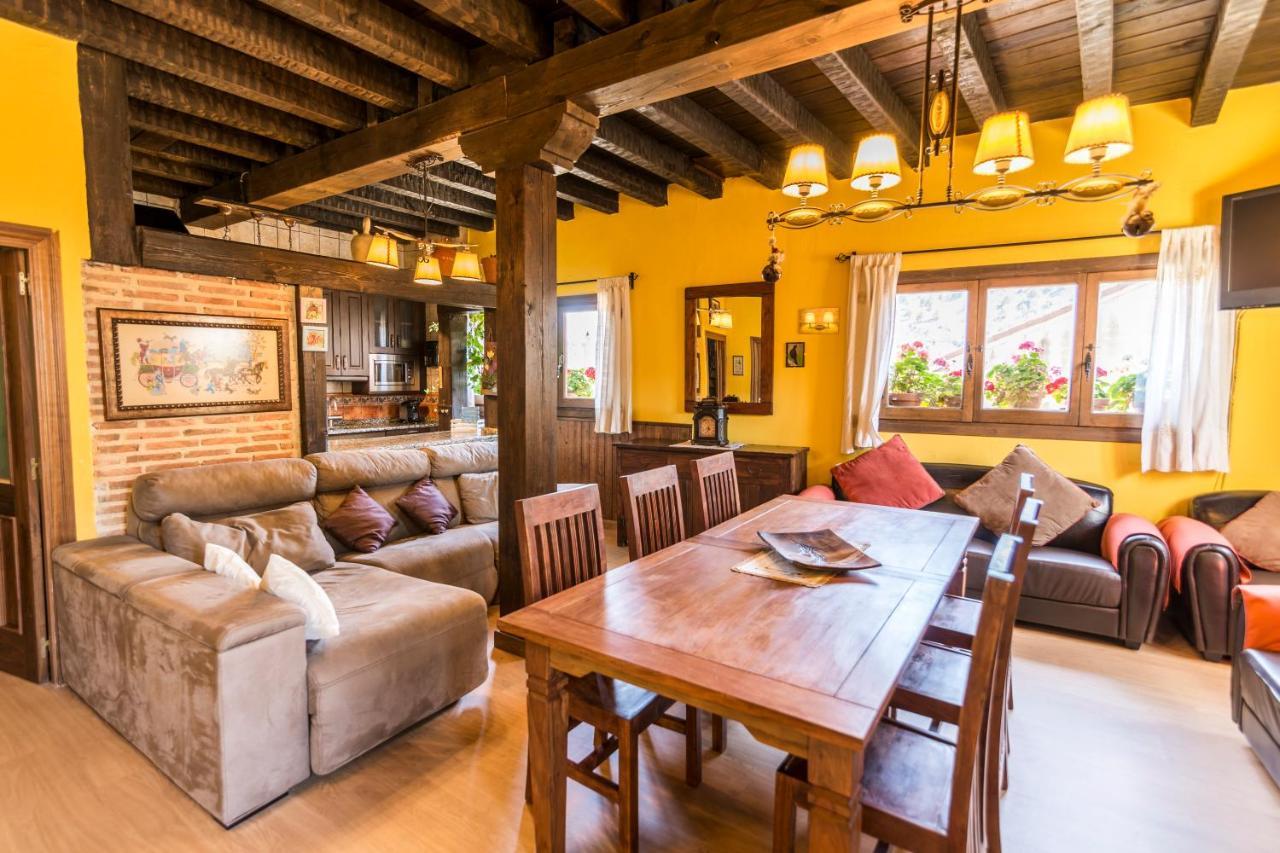 Casarejos El Nido Del Mirloヴィラ エクステリア 写真